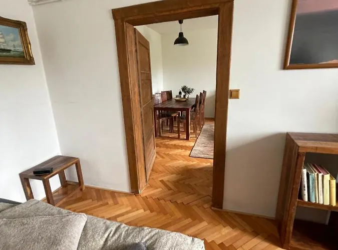 Polská 12 * Olomouc